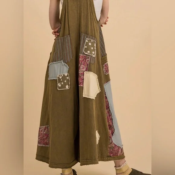 NWT Blue Velvet Patched Deep V-Neck Wide
Leg Jumpsuit Sz L/XL - Picture 2 of 8